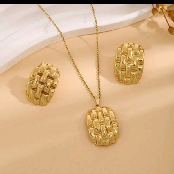 Set de joyería noche dorada